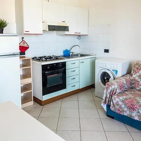 Se002 - Senigallia, Bilocale Fronte Mare Con Spiaggia Appartamento
